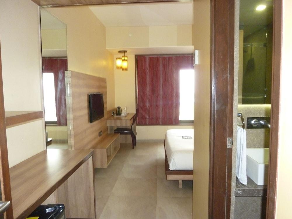 New Bengal Hotel Mumbai (Bombay)